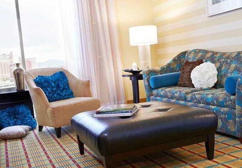 Renaissance Asheville Downtown Hotel Bilik gambar